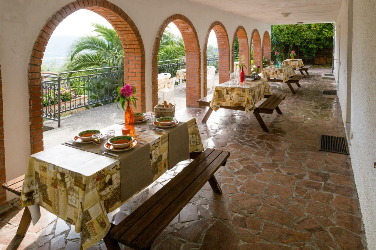 Villa Bilo Rosa Castelnuovo Magra Exterior foto